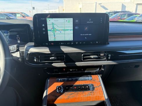 New 2025 Lincoln Aviator Black Label image 38