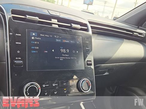 Used 2023 Hyundai Santa Cruz SEL w/ Activity Package FWD image 5