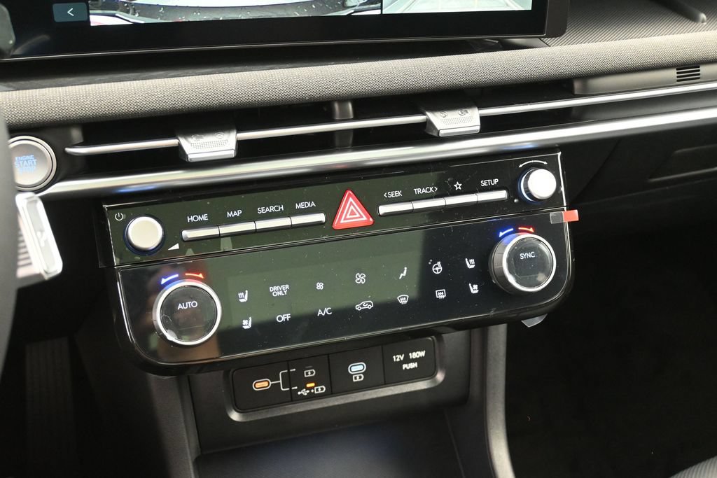 New 2026 Hyundai Tucson Limited AWD/4WD image 16