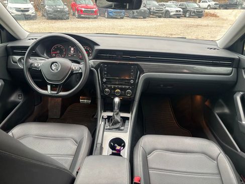 Used 2020 Volkswagen Passat 2.0T R-Line image 36