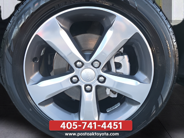 Used 2021 Jeep Grand Cherokee L Limited AWD/4WD image 14