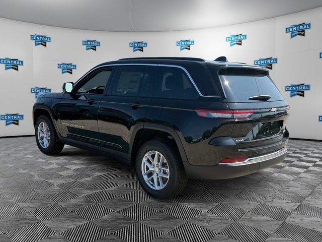 New 2026 Jeep Grand Cherokee Laredo X AWD/4WD image 3