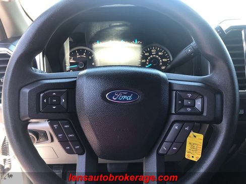 Used 2016 Ford F150 XLT RWD image 14