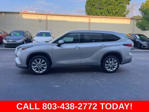 Used 2023 Toyota Highlander Limited FWD image 38