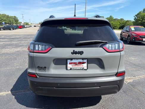 Used 2023 Jeep Cherokee Altitude Lux AWD/4WD image 8
