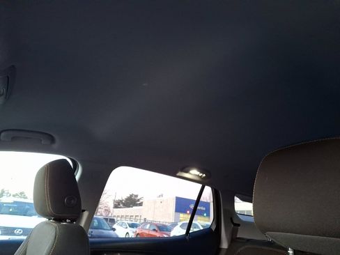 Used 2021 GMC Terrain SLE image 21