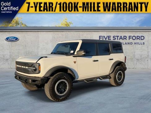 Certified 2024 Ford Bronco Badlands image 5