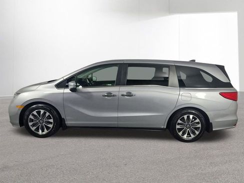 Used 2023 Honda Odyssey EX-L image 32