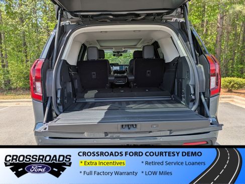New 2026 Ford Expedition Active AWD/4WD image 30