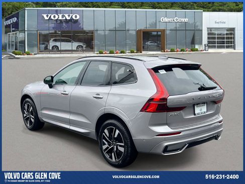 Used 2026 Volvo XC60 B5 Plus w/ Protection Package Premier AWD/4WD image 4