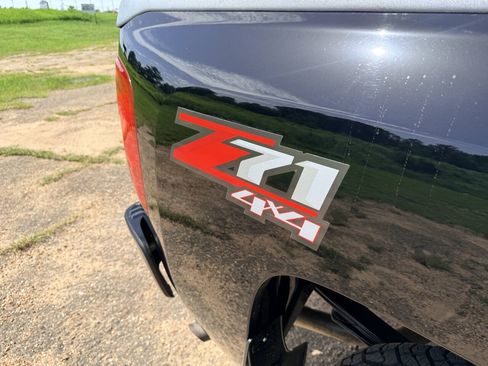 Used 2013 Chevrolet Silverado 1500 LTZ w/ LTZ Plus Package AWD/4WD image 9
