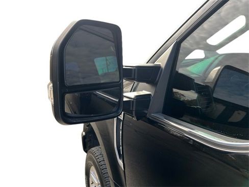 Used 2021 Ford F250 Platinum image 19