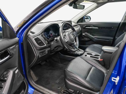 Used 2021 Kia Seltos SX w/ SX Sunroof Package AWD/4WD image 18