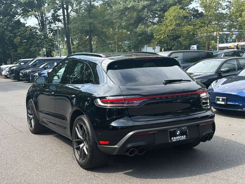 Used 2024 Porsche Macan AWD/4WD image 3