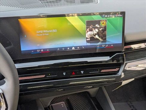 New 2026 BMW 530i xDrive w/ Premium Package image 12