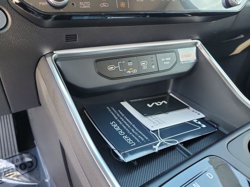 New 2027 Kia Carnival EX w/ Dark Edition Package FWD image 20