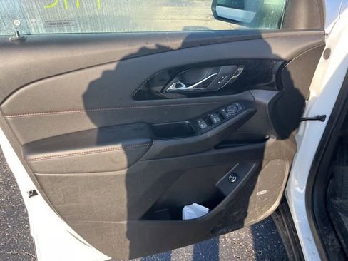 Used 2024 Chevrolet Traverse RS w/ LPO, Floor Liner Package image 9