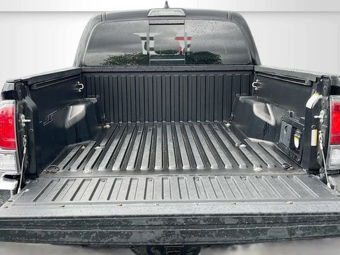 Used 2022 Toyota Tacoma TRD Sport w/ Black Out Package (TMS) AWD/4WD image 24