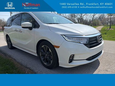 Used 2022 Honda Odyssey Elite image 1
