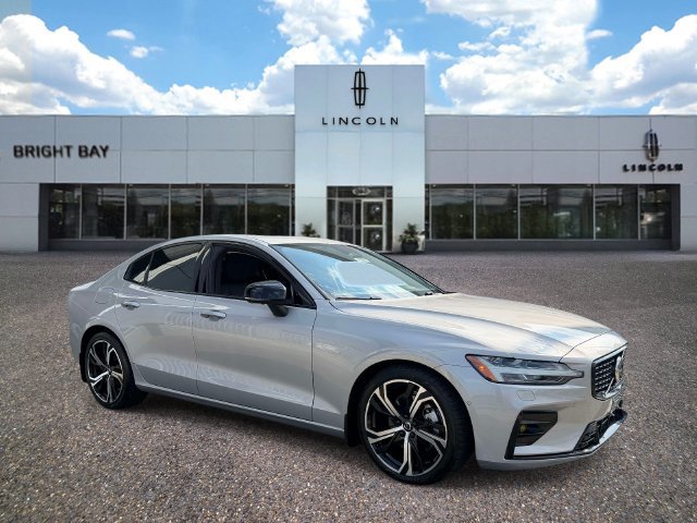 Used 2023 Volvo S60 B5 Plus w/ Climate Package AWD/4WD image 5