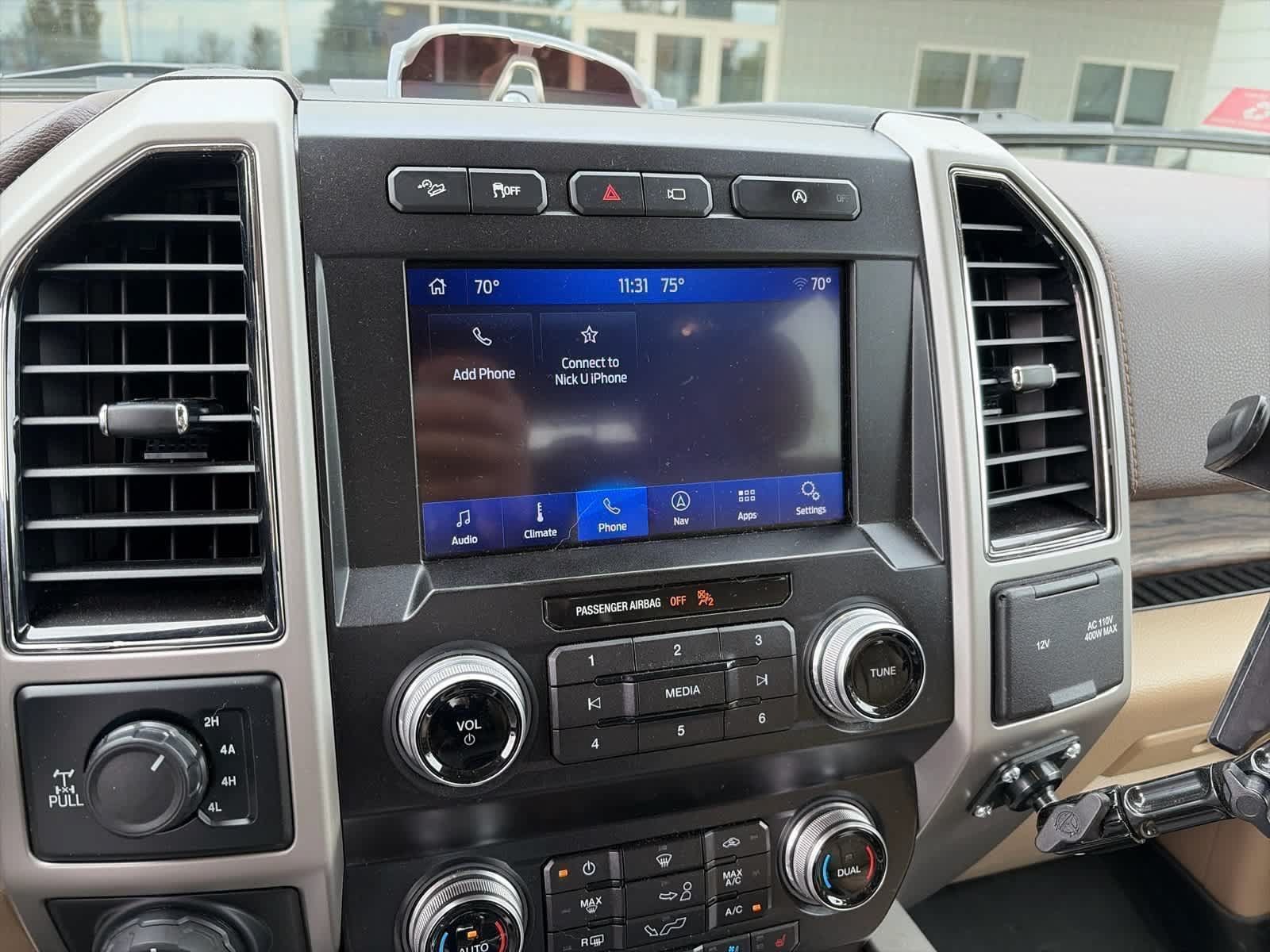Used 2019 Ford F150 Lariat w/ Equipment Group 502A Luxury AWD/4WD image 3