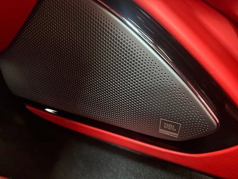 Used 2022 Ferrari Roma RWD image 19