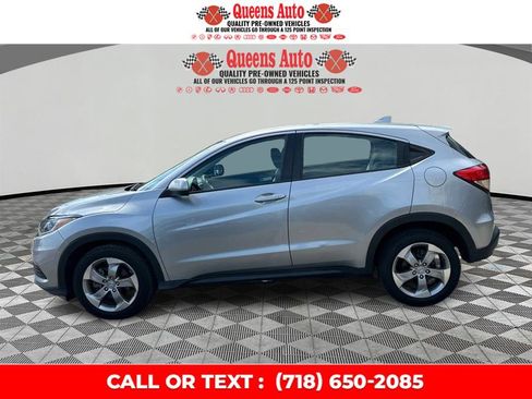 Used 2019 Honda HR-V LX image 3