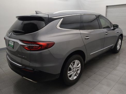 Used 2019 Buick Enclave Essence FWD image 9