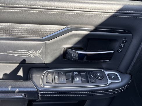 Used 2022 RAM 2500 Limited image 15