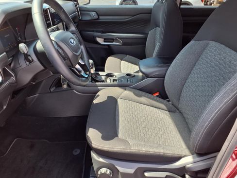 Used 2025 Ford Ranger XLT RWD image 14