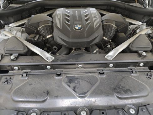 Used 2021 BMW X6 M50i AWD/4WD image 18