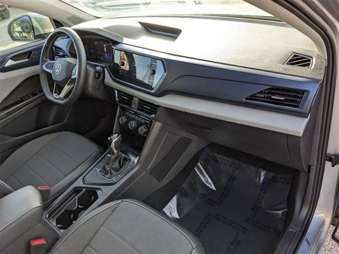 Certified 2023 Volkswagen Taos SE image 13