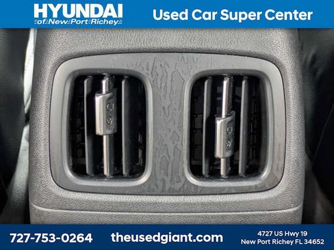 Certified 2023 Hyundai Tucson SEL w/ Convenience Package FWD image 16
