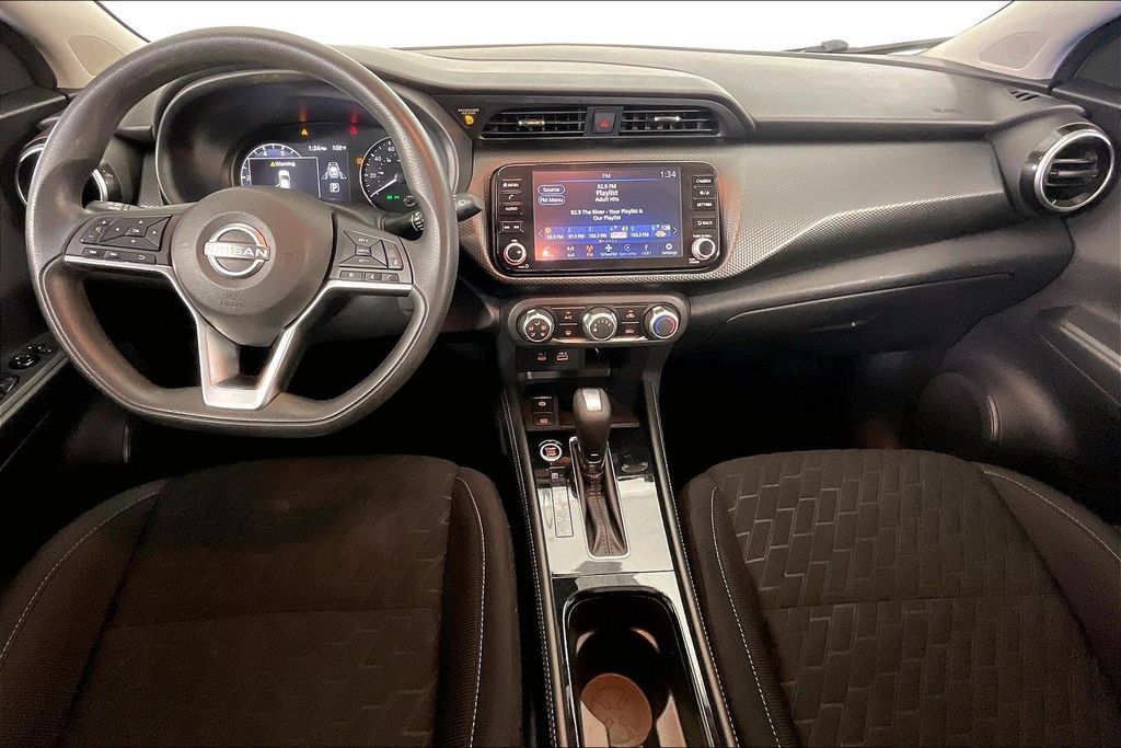 Used 2023 Nissan Kicks SV FWD image 17