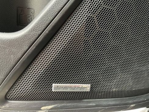 Used 2022 Subaru Outback Limited image 29