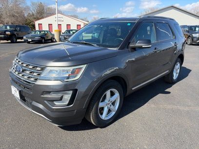 Used 2017 Ford Explorer XLT w/ Equipment Group 202A