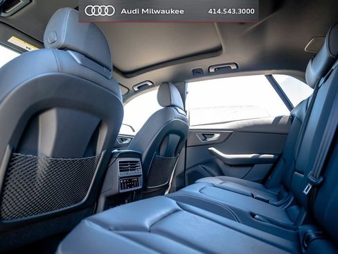 Used 2023 Audi Q8 Premium Plus w/ Premium Plus Package AWD/4WD image 34