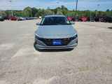 Certified 2022 Hyundai Elantra SEL image 2
