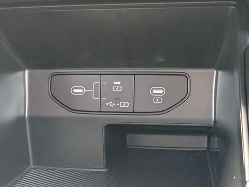 New 2026 Kia Sorento LX FWD image 24