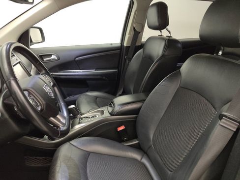 Used 2020 Dodge Journey Crossroad FWD image 17
