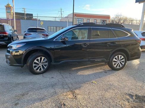 Used 2022 Subaru Outback Premium image 35