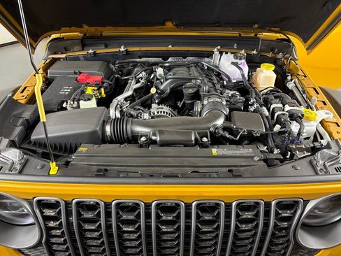 New 2026 Jeep Gladiator Rubicon w/ Steel Power Dome Hood Package AWD/4WD image 45