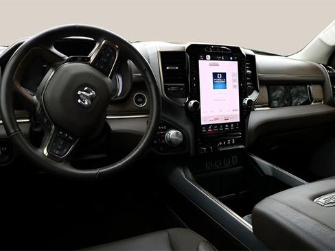 Used 2025 RAM 1500 Limited image 16