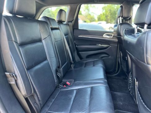 Used 2017 Jeep Grand Cherokee Limited w/ Trailer Tow Group IV AWD/4WD image 22