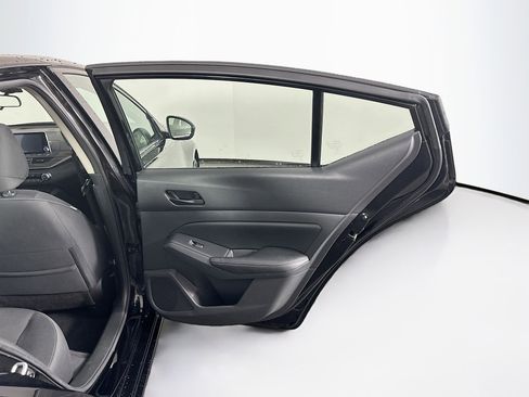 Used 2025 Nissan Altima 2.5 SV FWD image 27