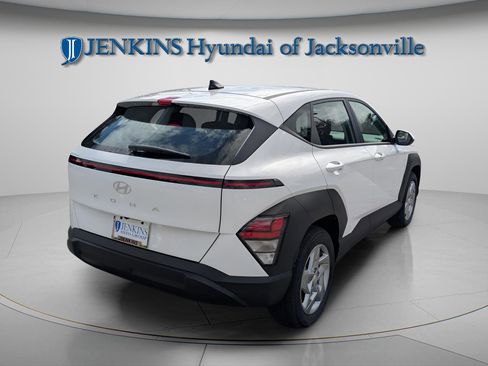 New 2026 Hyundai Kona SE FWD image 5
