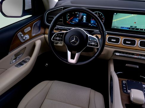Used 2021 Mercedes-Benz GLE 350 image 24