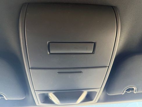 Used 2014 Dodge Grand Caravan SE FWD image 18
