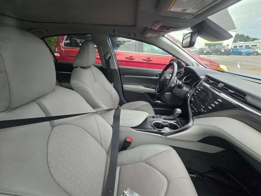 Used 2019 Toyota Camry XSE w/ Driver Assist Package FWD image 7