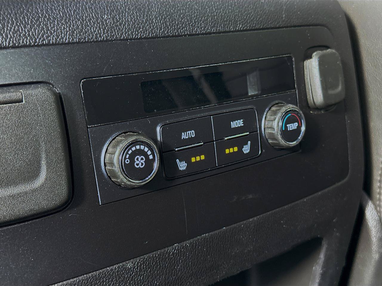 Used 2019 GMC Yukon Denali AWD/4WD image 45